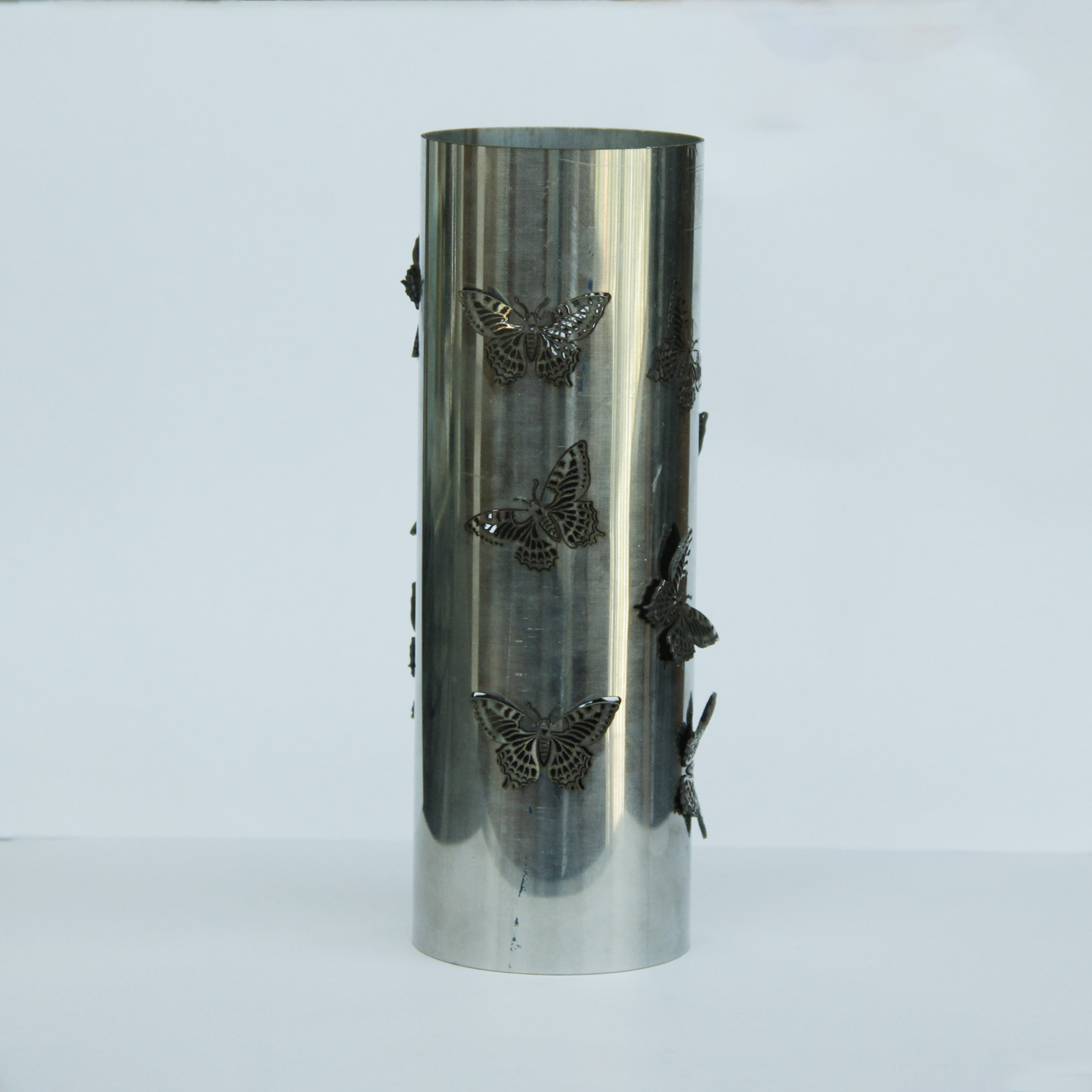 Velký výkon 3kw na kovové trubky CNC laserová řezačka s vláknovým laserem na řezání hliníkových ocelových kovových trubek
